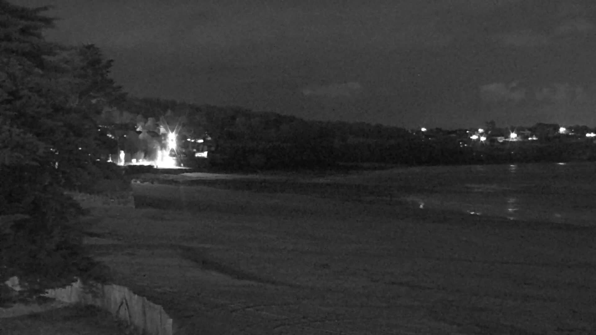 Plougonvelin Plage du Trez Hir Beach Live Cam - Brest, Finistère, Bretagne, France