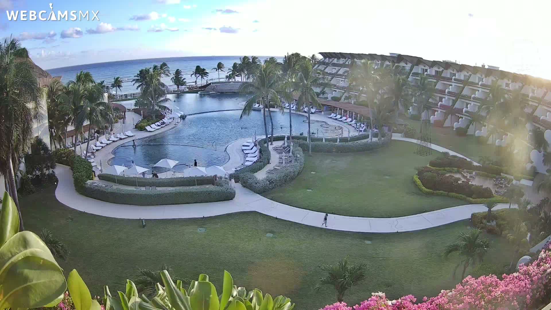 Playa Del Carmen, Playa Grand Velas Beach Live Cam - Solidaridad, Quintana Roo, Mexico