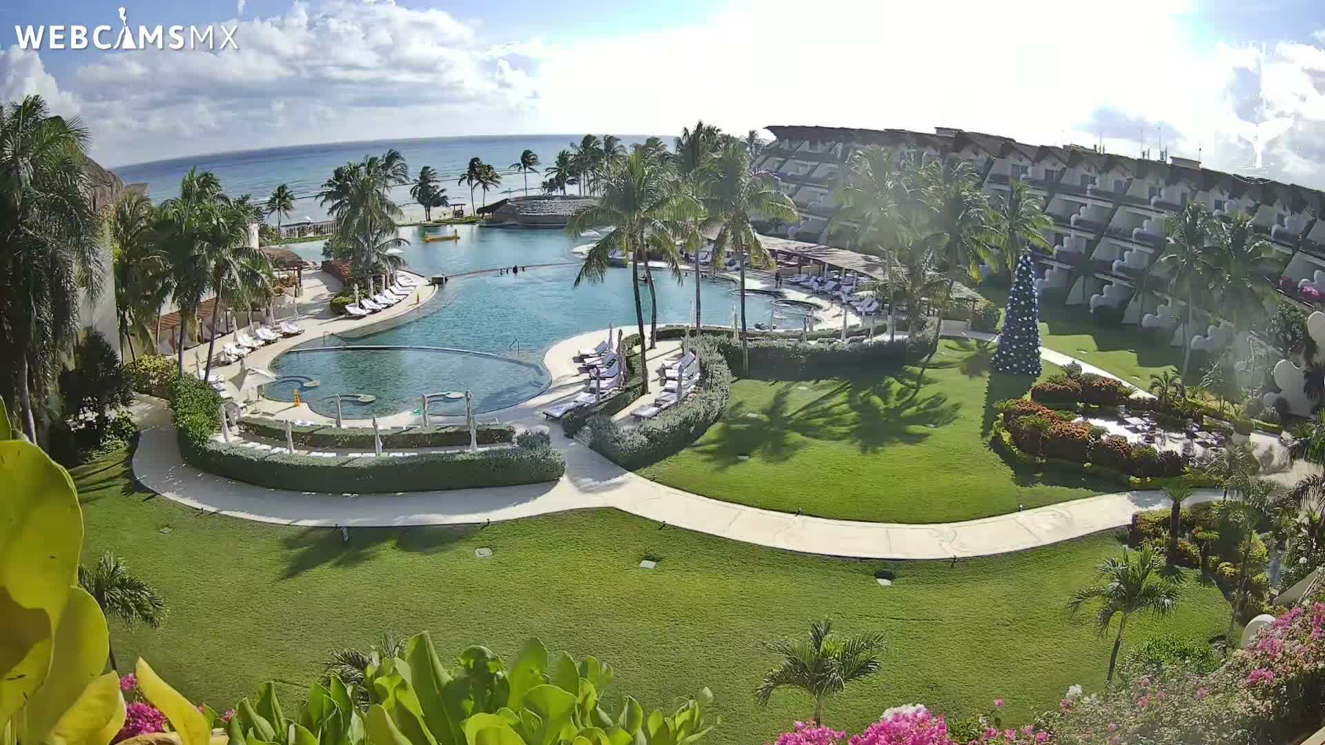 Playa Del Carmen, Playa Grand Velas Beach Live Cam - Solidaridad, Quintana Roo, Mexico
