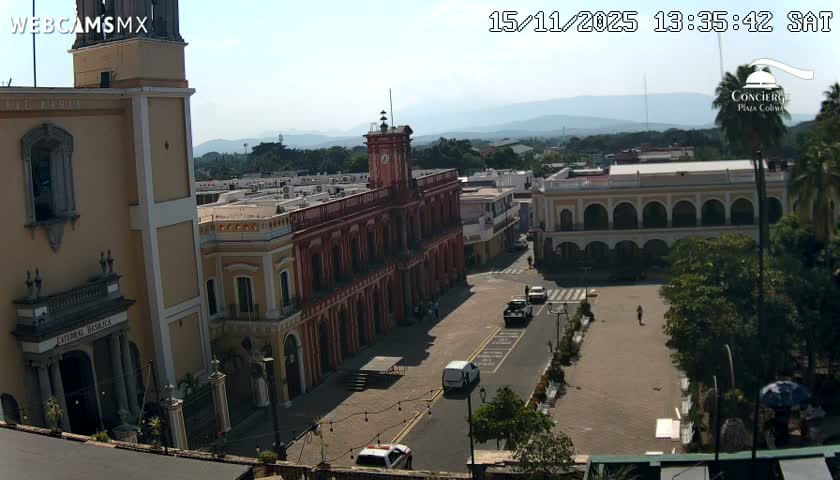 Colima City , Catedral Basilica of Colima & Palacio de Gobierno Palace Live Cam -  Centro, Colima, Colima, Mexico