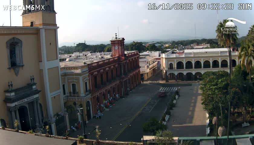 Colima City , Catedral Basilica of Colima & Palacio de Gobierno Palace Live Cam -  Centro, Colima, Colima, Mexico