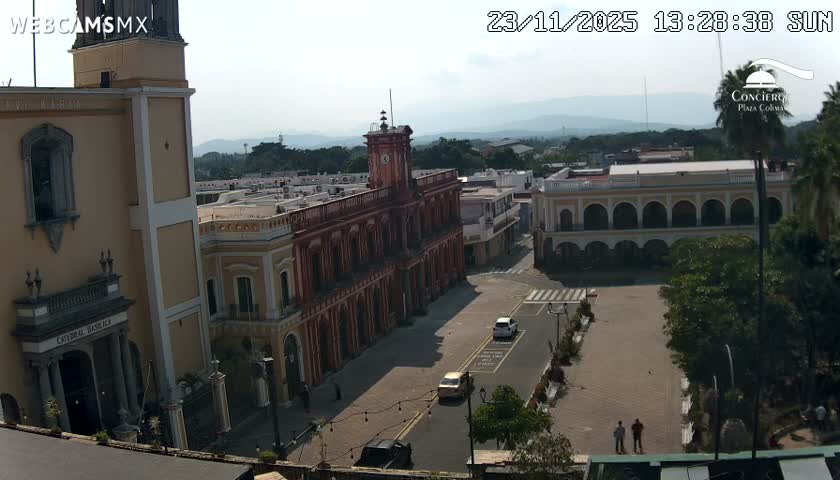 Colima City , Catedral Basilica of Colima & Palacio de Gobierno Palace Live Cam -  Centro, Colima, Colima, Mexico