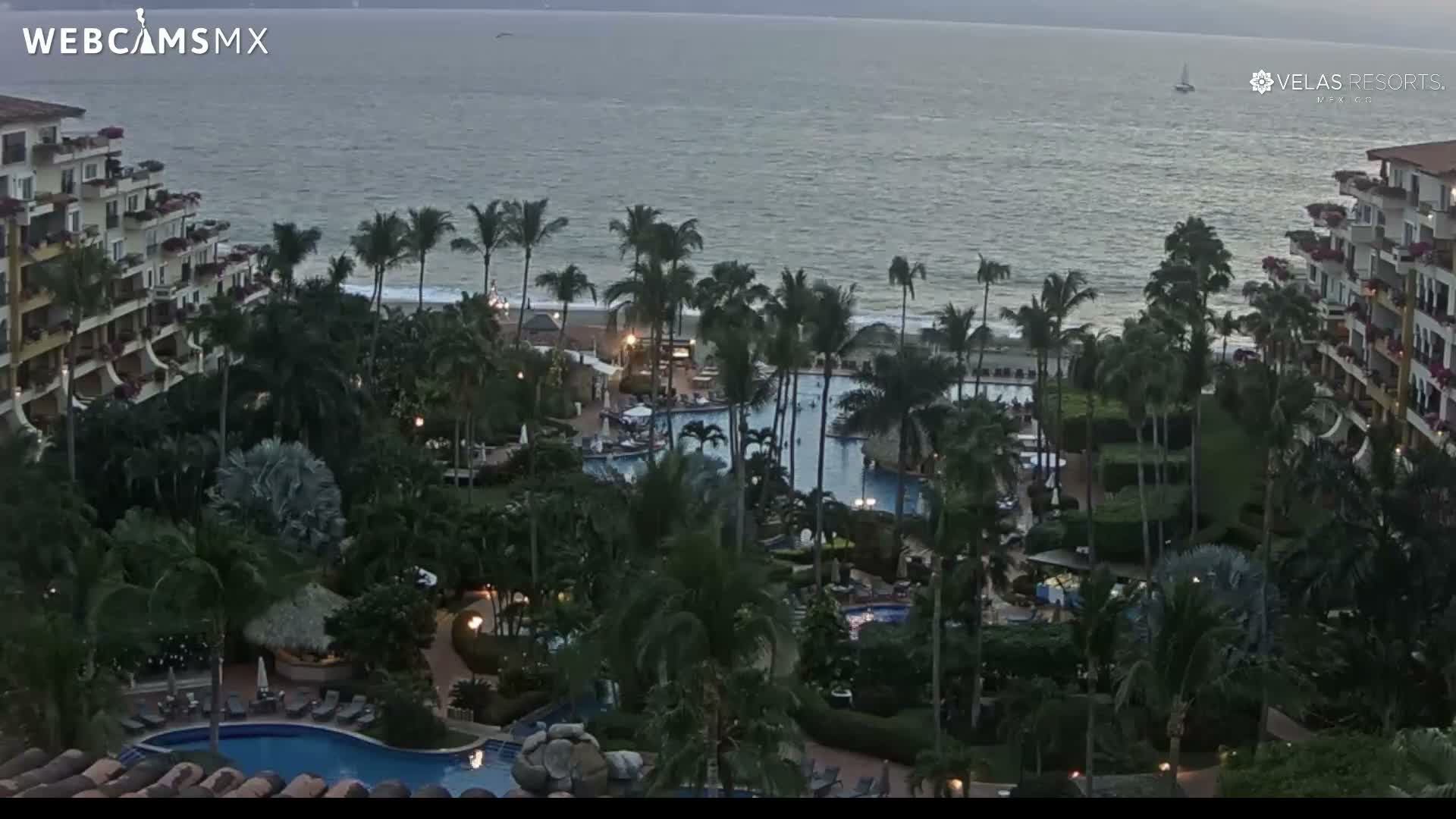 Puerto Vallarta Playa Bocanegra Beach Live Cam - Puerto Vallarta, Jalisco, Mexico