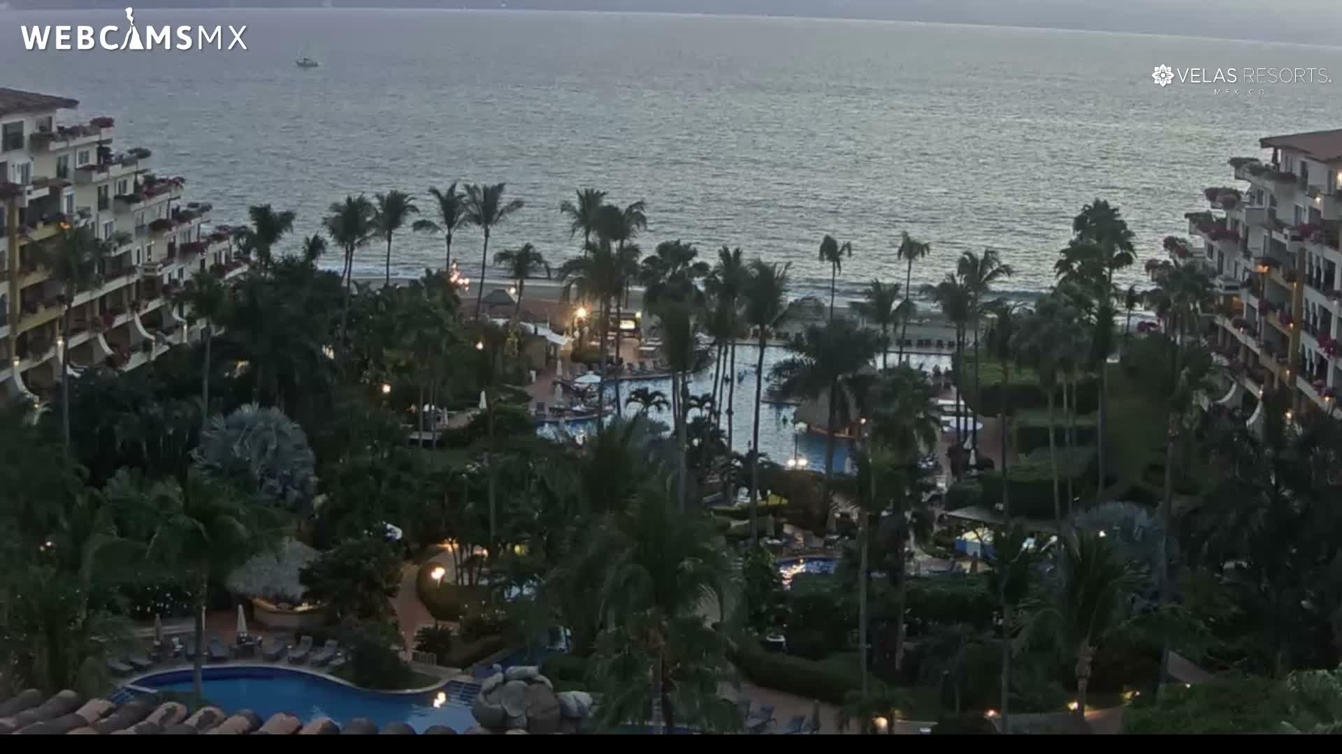 Puerto Vallarta Playa Bocanegra Beach Live Cam - Puerto Vallarta, Jalisco, Mexico