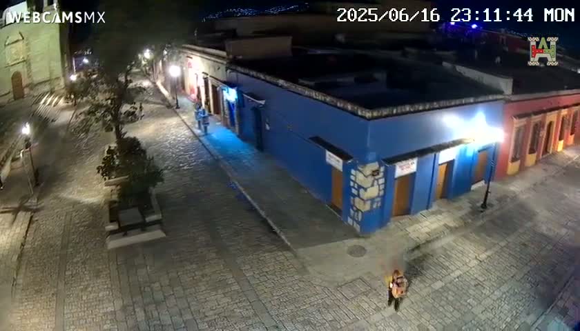 Oaxaca de Juarez City Skyline &  Templo de Santo Domingo de Guzman Church Square Live Cam - Oaxaca de Juárez, Oaxaca, Mexico