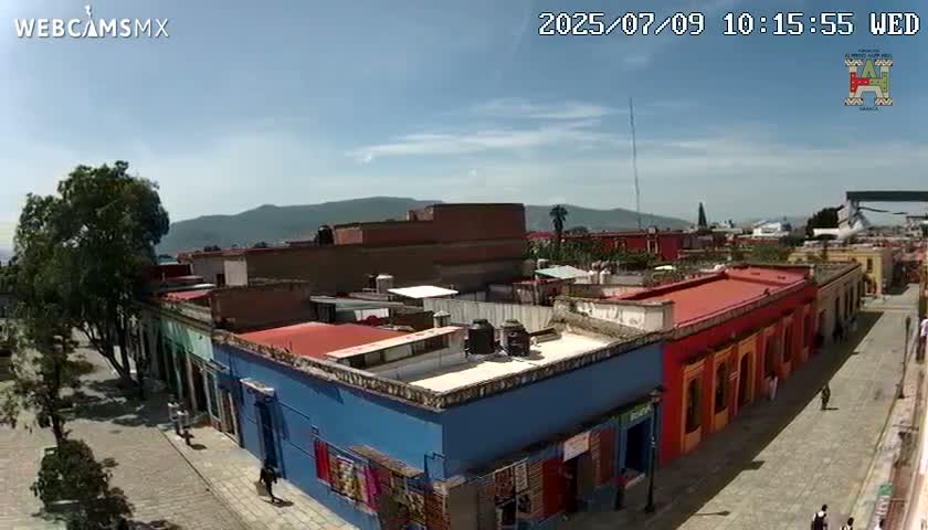 Oaxaca de Juarez City Skyline &  Templo de Santo Domingo de Guzman Church Square Live Cam - Oaxaca de Juárez, Oaxaca, Mexico