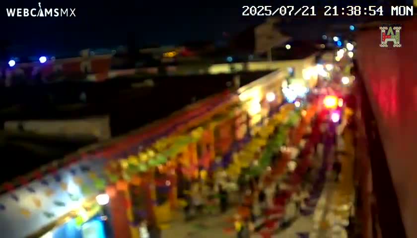 Oaxaca de Juarez City Skyline &  Templo de Santo Domingo de Guzman Church Square Live Cam - Oaxaca de Juárez, Oaxaca, Mexico