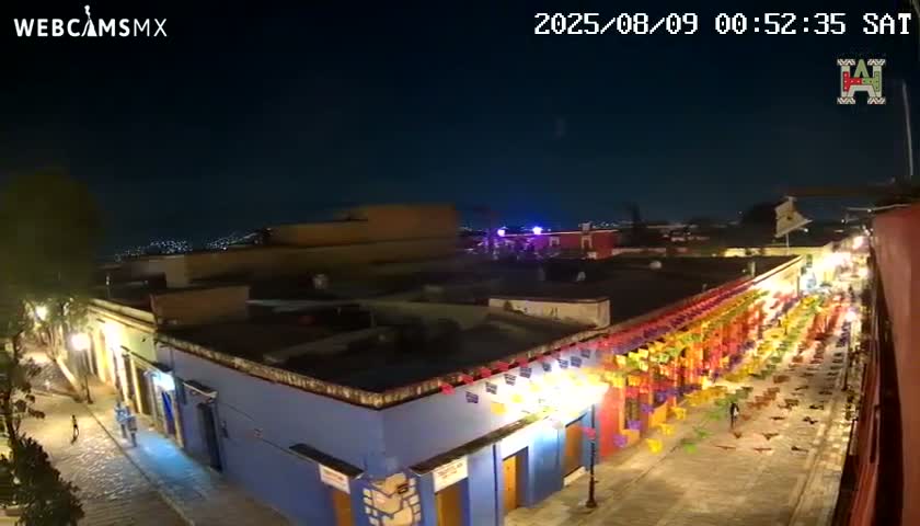 Oaxaca de Juarez City Skyline &  Templo de Santo Domingo de Guzman Church Square Live Cam - Oaxaca de Juárez, Oaxaca, Mexico