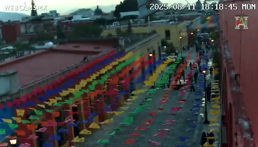 Oaxaca de Juarez City Skyline &  Templo de Santo Domingo de Guzman Church Square Live Cam - Oaxaca de Juárez, Oaxaca, Mexico