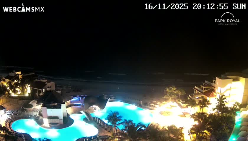 Oaxaca de Juarez City Skyline &  Templo de Santo Domingo de Guzman Church Square Live Cam - Oaxaca de Juárez, Oaxaca, Mexico