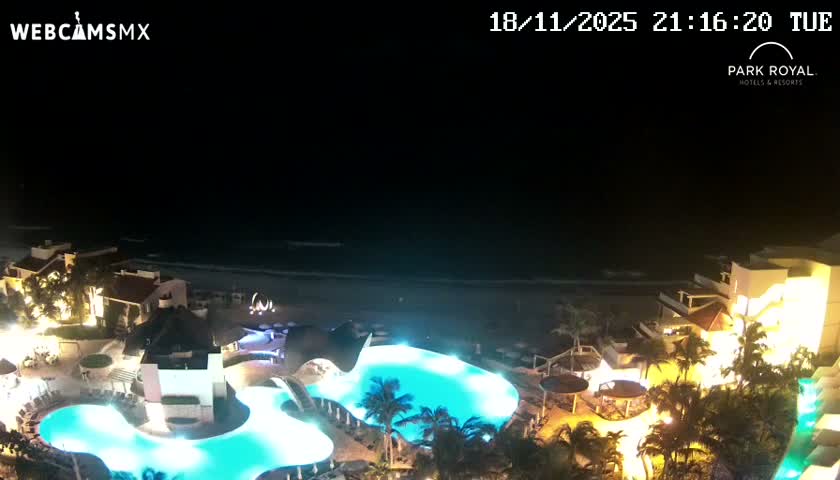 Oaxaca de Juarez City Skyline &  Templo de Santo Domingo de Guzman Church Square Live Cam - Oaxaca de Juárez, Oaxaca, Mexico