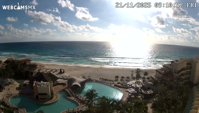 Oaxaca de Juarez City Skyline &  Templo de Santo Domingo de Guzman Church Square Live Cam - Oaxaca de Juárez, Oaxaca, Mexico