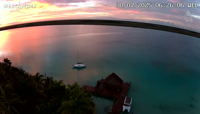 Laguna de Bacalar Lagoon Lake Akalki Live Cam - Bacalar,  Quintana Roo, Mexico