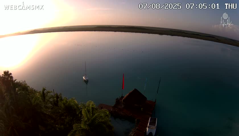 Laguna de Bacalar Lagoon Lake Akalki Live Cam - Bacalar,  Quintana Roo, Mexico