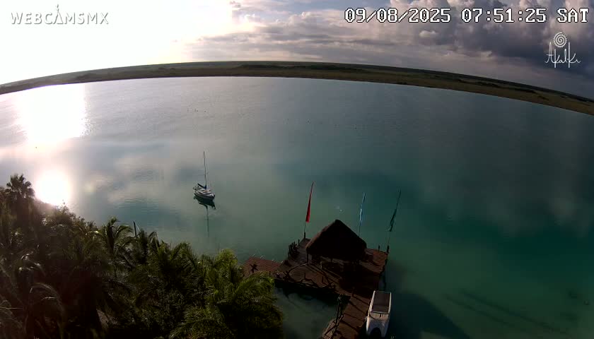 Laguna de Bacalar Lagoon Lake Akalki Live Cam - Bacalar,  Quintana Roo, Mexico