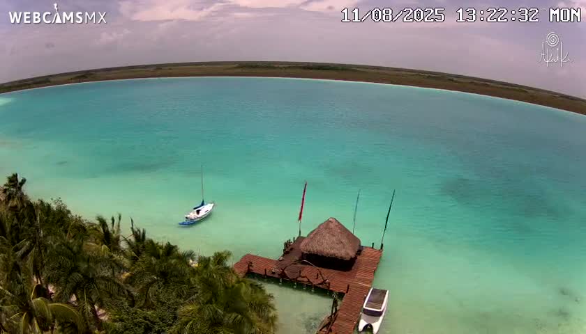 Laguna de Bacalar Lagoon Lake Akalki Live Cam - Bacalar,  Quintana Roo, Mexico