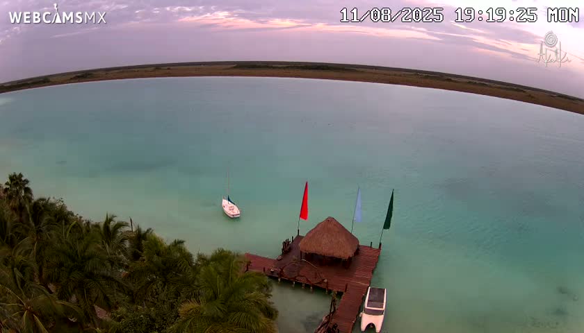 Laguna de Bacalar Lagoon Lake Akalki Live Cam - Bacalar,  Quintana Roo, Mexico