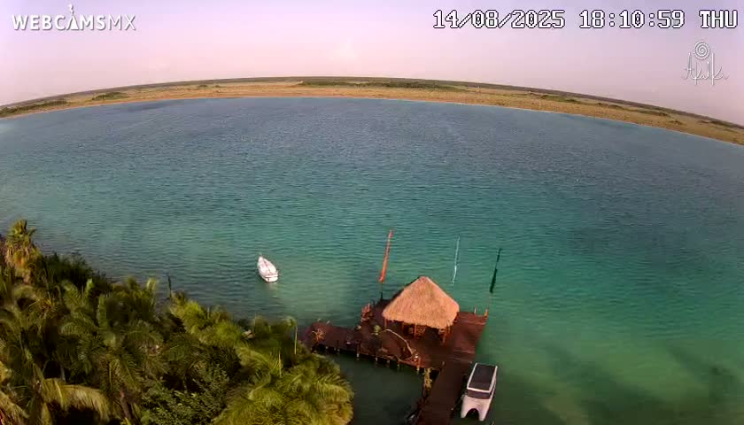 Laguna de Bacalar Lagoon Lake Akalki Live Cam - Bacalar,  Quintana Roo, Mexico