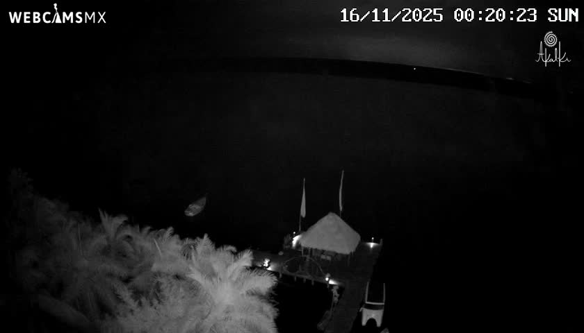 Laguna de Bacalar Lagoon Lake Akalki Live Cam - Bacalar,  Quintana Roo, Mexico