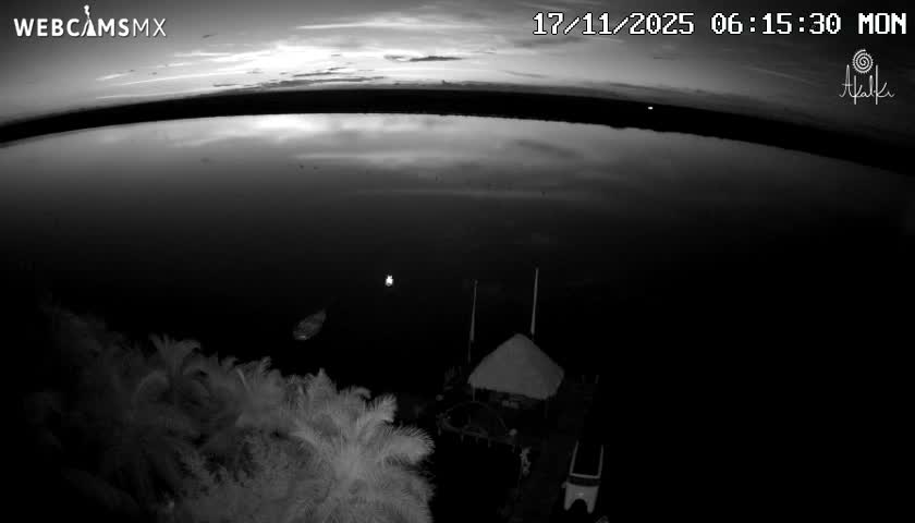 Laguna de Bacalar Lagoon Lake Akalki Live Cam - Bacalar,  Quintana Roo, Mexico