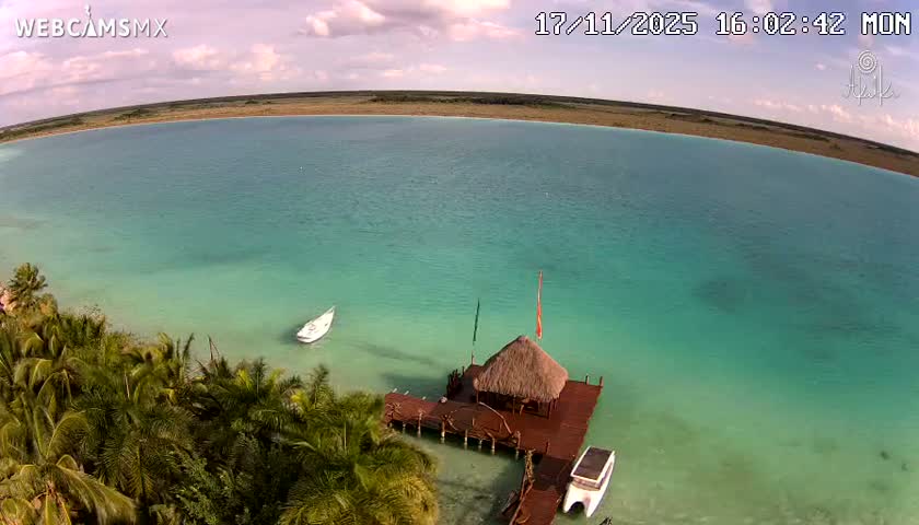 Laguna de Bacalar Lagoon Lake Akalki Live Cam - Bacalar,  Quintana Roo, Mexico