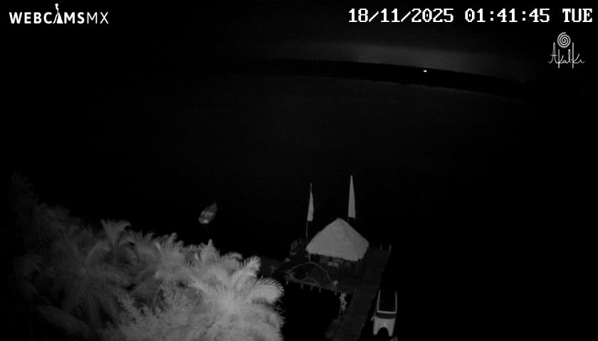 Laguna de Bacalar Lagoon Lake Akalki Live Cam - Bacalar,  Quintana Roo, Mexico