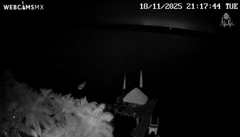 Laguna de Bacalar Lagoon Lake Akalki Live Cam - Bacalar,  Quintana Roo, Mexico