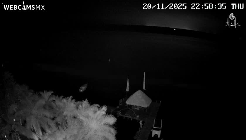 Laguna de Bacalar Lagoon Lake Akalki Live Cam - Bacalar,  Quintana Roo, Mexico