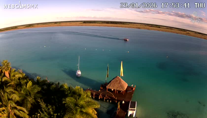 Laguna de Bacalar Lagoon Lake Akalki Live Cam - Bacalar,  Quintana Roo, Mexico