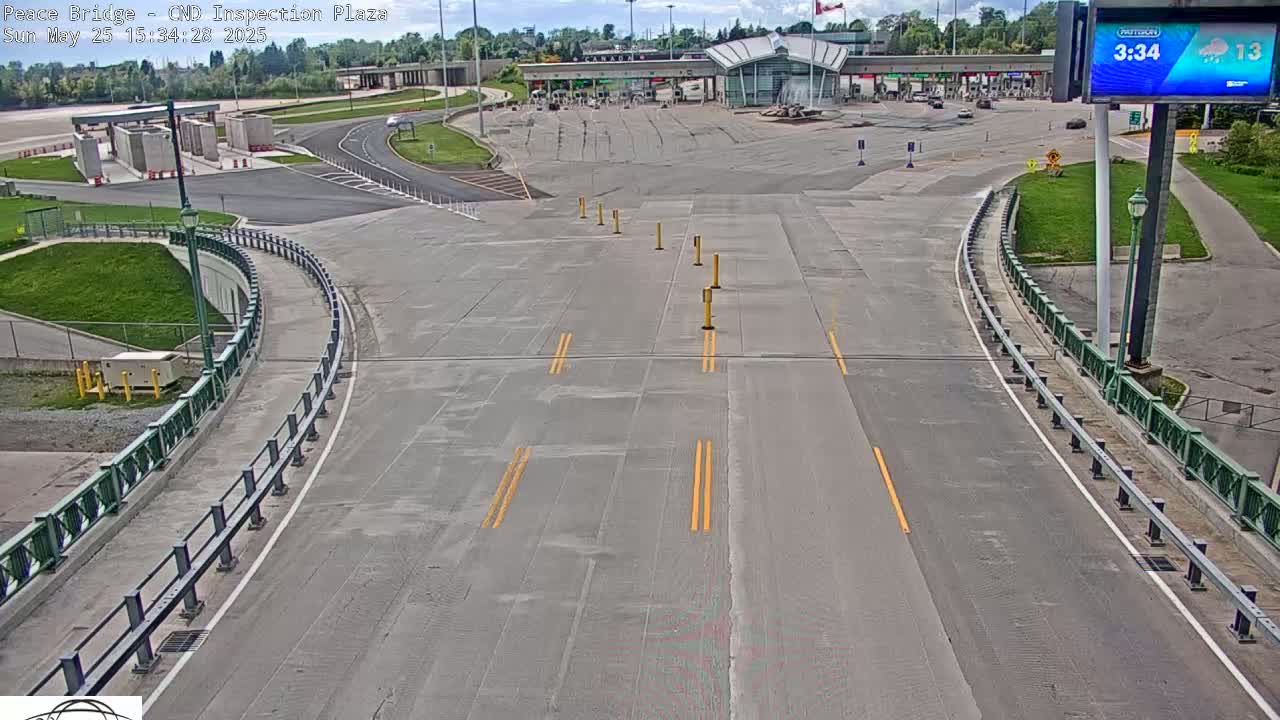 Fort Erie, Peace Bridge Canadian Inspection Plaza & Border Crossing Tool Booths Live Cam - Fort Erie, Niagara, Ontario, Canada