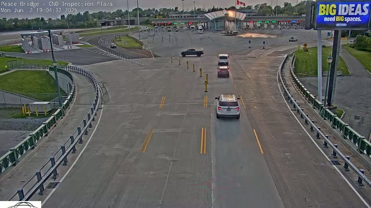 Fort Erie, Peace Bridge Canadian Inspection Plaza & Border Crossing Tool Booths Live Cam - Fort Erie, Niagara, Ontario, Canada