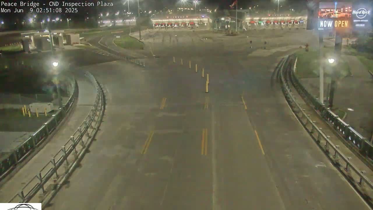 Fort Erie, Peace Bridge Canadian Inspection Plaza & Border Crossing Tool Booths Live Cam - Fort Erie, Niagara, Ontario, Canada