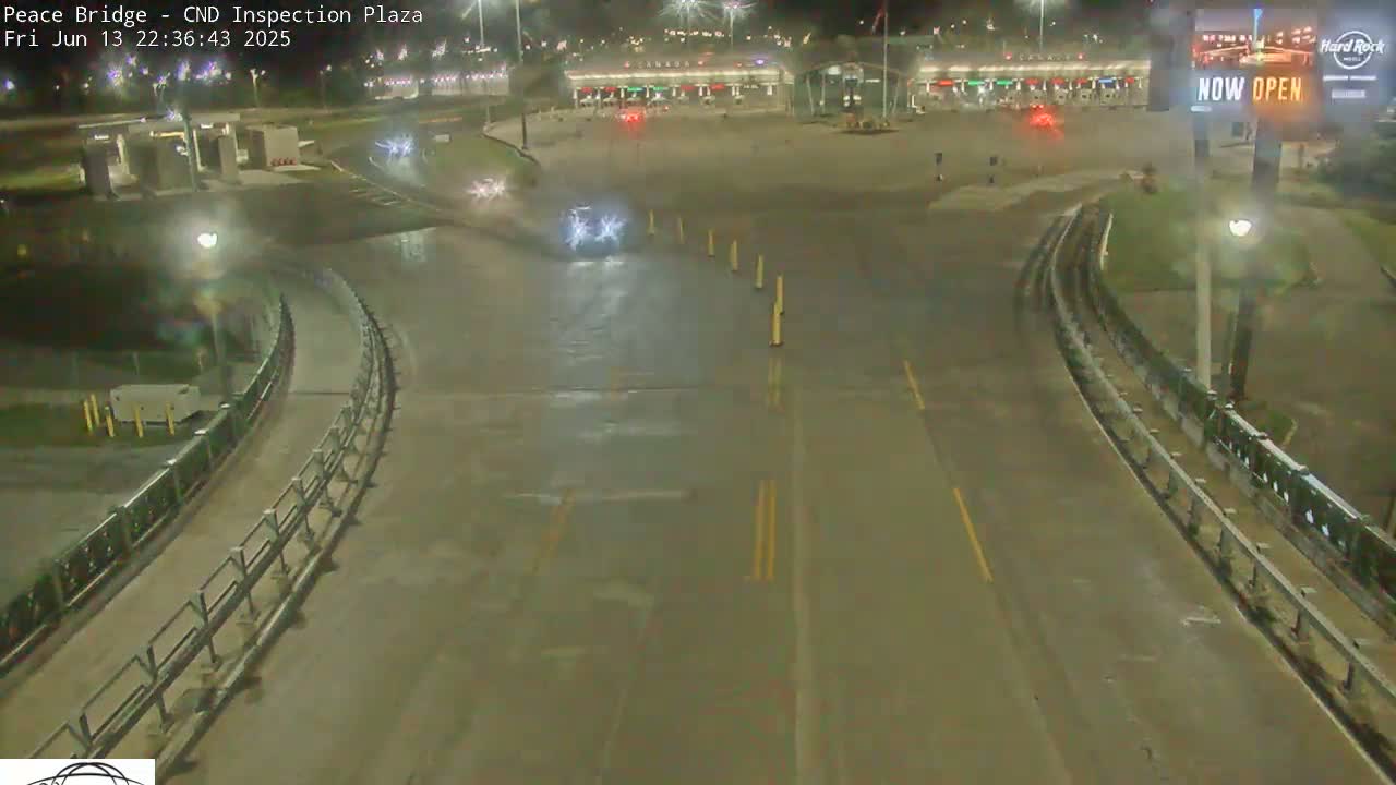 Fort Erie, Peace Bridge Canadian Inspection Plaza & Border Crossing Tool Booths Live Cam - Fort Erie, Niagara, Ontario, Canada