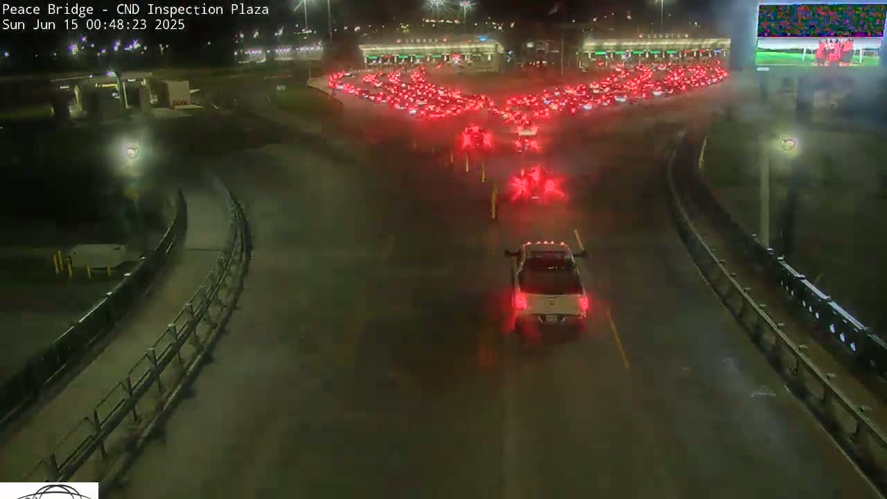 Fort Erie, Peace Bridge Canadian Inspection Plaza & Border Crossing Tool Booths Live Cam - Fort Erie, Niagara, Ontario, Canada