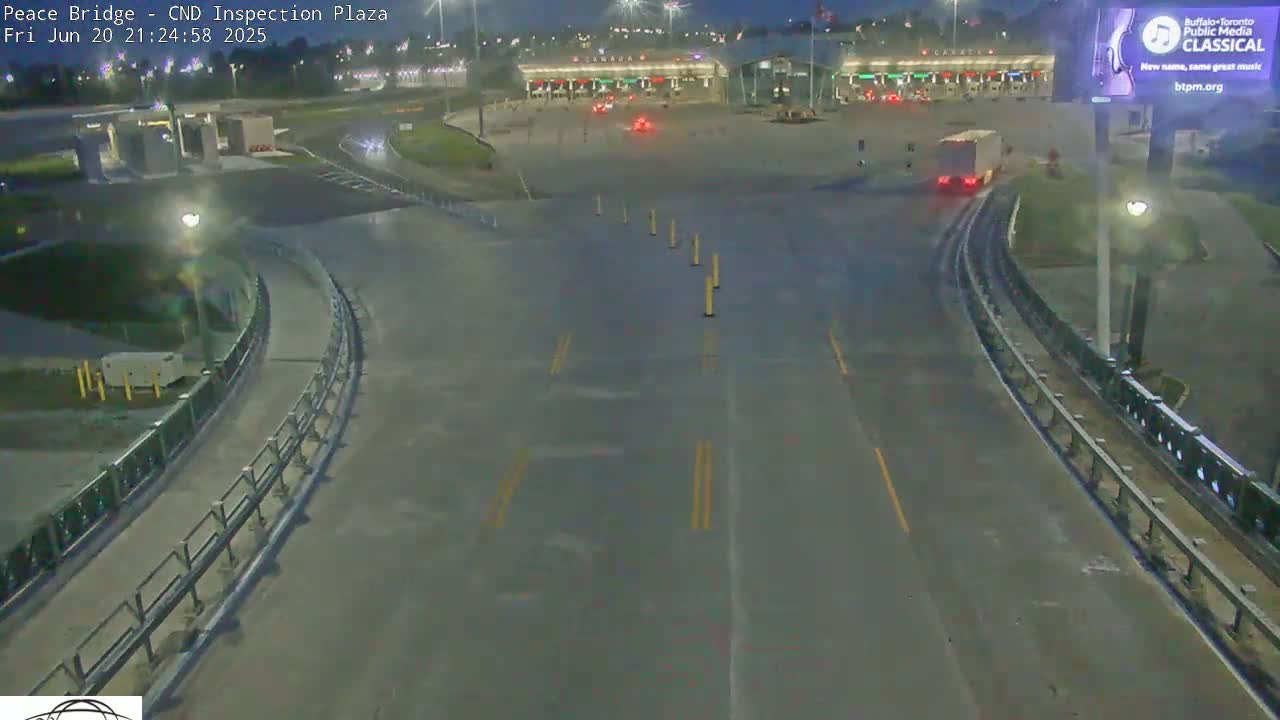 Fort Erie, Peace Bridge Canadian Inspection Plaza & Border Crossing Tool Booths Live Cam - Fort Erie, Niagara, Ontario, Canada