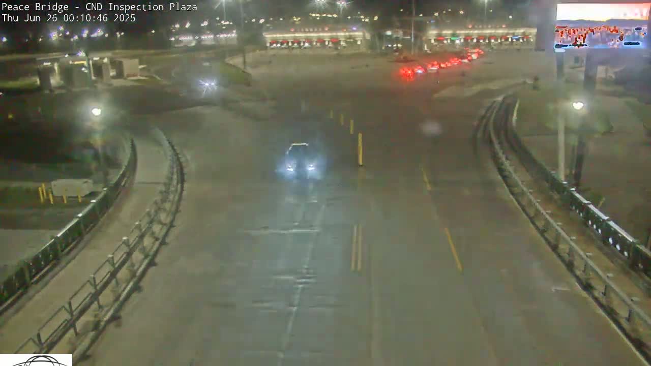 Fort Erie, Peace Bridge Canadian Inspection Plaza & Border Crossing Tool Booths Live Cam - Fort Erie, Niagara, Ontario, Canada