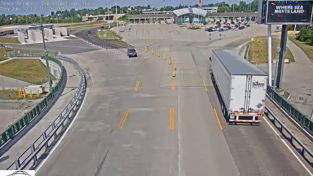Fort Erie, Peace Bridge Canadian Inspection Plaza & Border Crossing Tool Booths Live Cam - Fort Erie, Niagara, Ontario, Canada