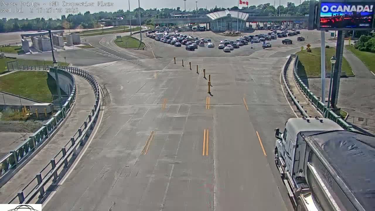 Fort Erie, Peace Bridge Canadian Inspection Plaza & Border Crossing Tool Booths Live Cam - Fort Erie, Niagara, Ontario, Canada