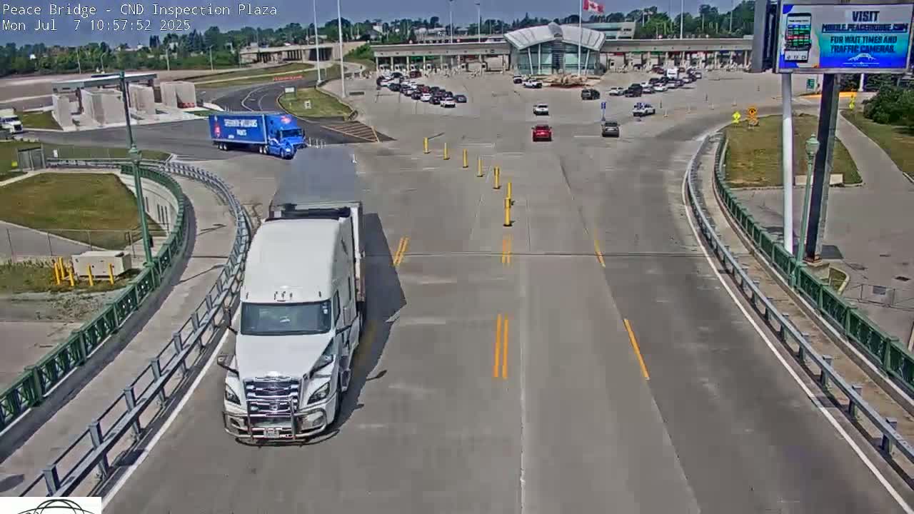 Fort Erie, Peace Bridge Canadian Inspection Plaza & Border Crossing Tool Booths Live Cam - Fort Erie, Niagara, Ontario, Canada
