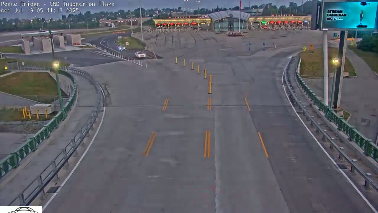 Fort Erie, Peace Bridge Canadian Inspection Plaza & Border Crossing Tool Booths Live Cam - Fort Erie, Niagara, Ontario, Canada