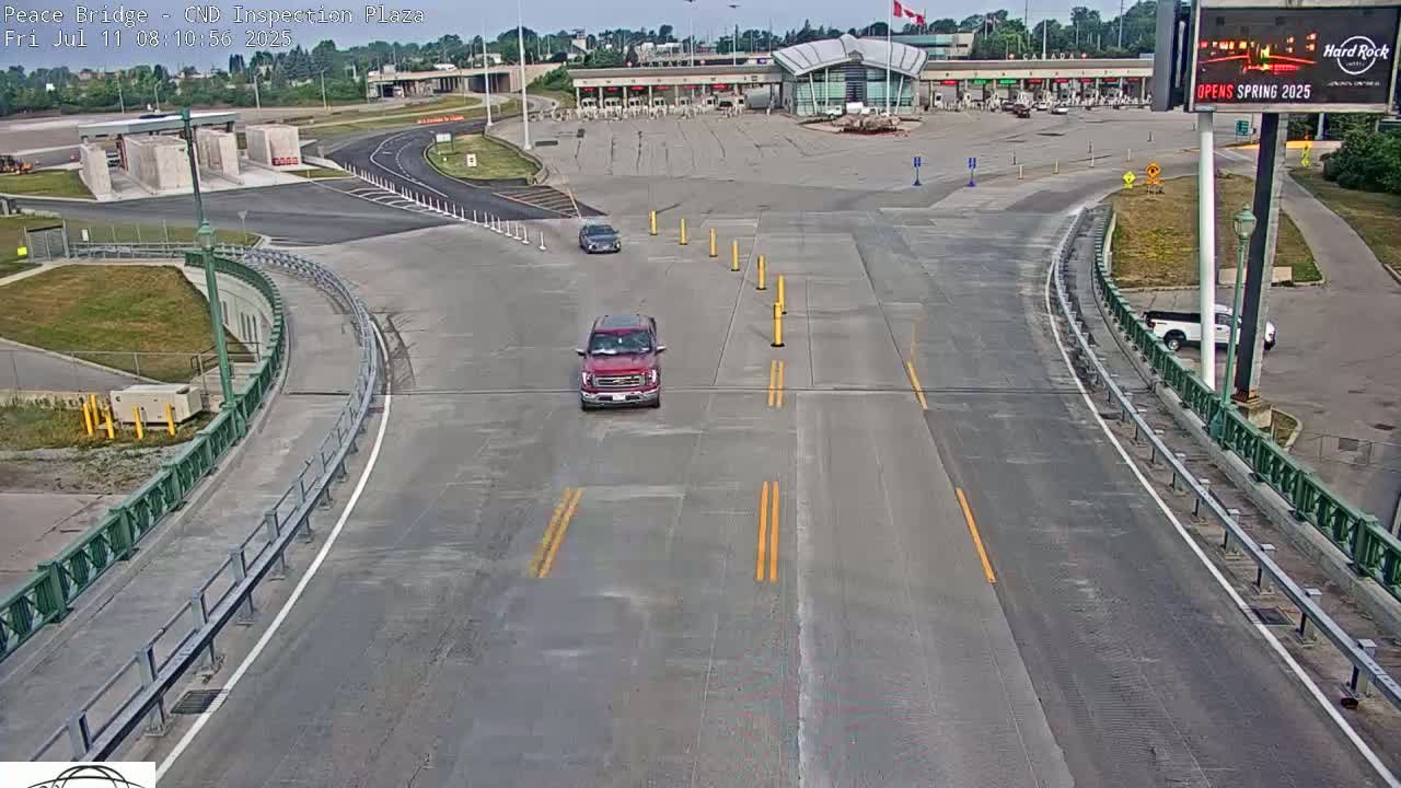 Fort Erie, Peace Bridge Canadian Inspection Plaza & Border Crossing Tool Booths Live Cam - Fort Erie, Niagara, Ontario, Canada