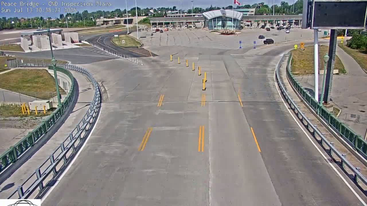 Fort Erie, Peace Bridge Canadian Inspection Plaza & Border Crossing Tool Booths Live Cam - Fort Erie, Niagara, Ontario, Canada
