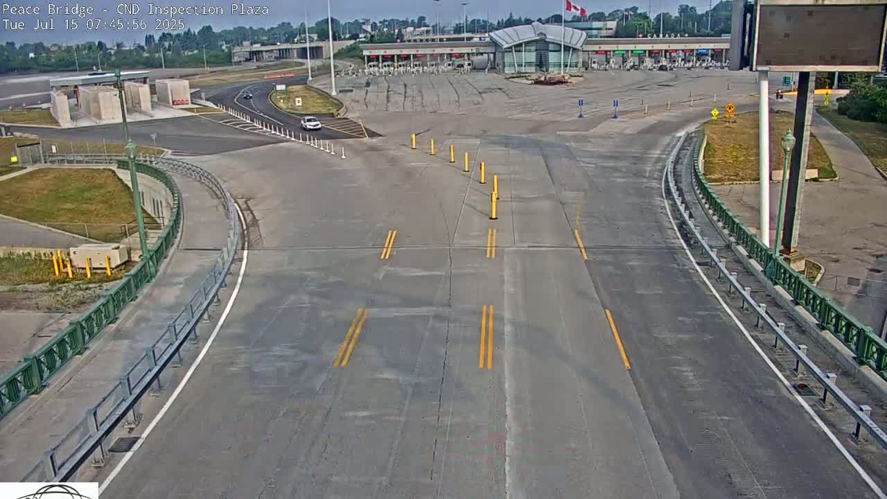Fort Erie, Peace Bridge Canadian Inspection Plaza & Border Crossing Tool Booths Live Cam - Fort Erie, Niagara, Ontario, Canada