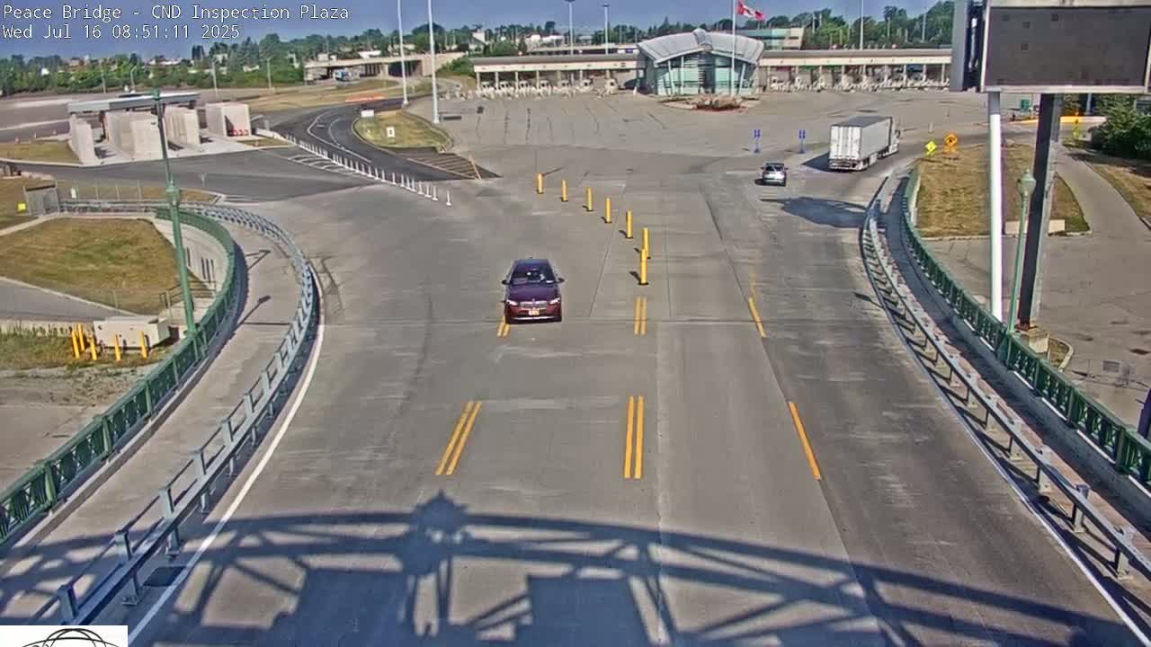 Fort Erie, Peace Bridge Canadian Inspection Plaza & Border Crossing Tool Booths Live Cam - Fort Erie, Niagara, Ontario, Canada