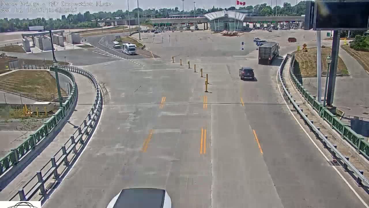 Fort Erie, Peace Bridge Canadian Inspection Plaza & Border Crossing Tool Booths Live Cam - Fort Erie, Niagara, Ontario, Canada