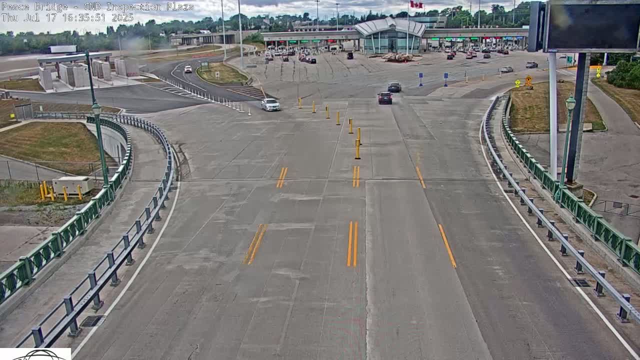 Fort Erie, Peace Bridge Canadian Inspection Plaza & Border Crossing Tool Booths Live Cam - Fort Erie, Niagara, Ontario, Canada