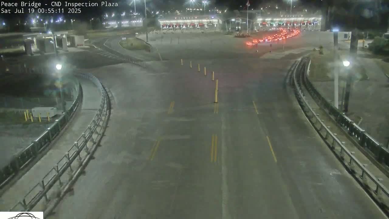 Fort Erie, Peace Bridge Canadian Inspection Plaza & Border Crossing Tool Booths Live Cam - Fort Erie, Niagara, Ontario, Canada