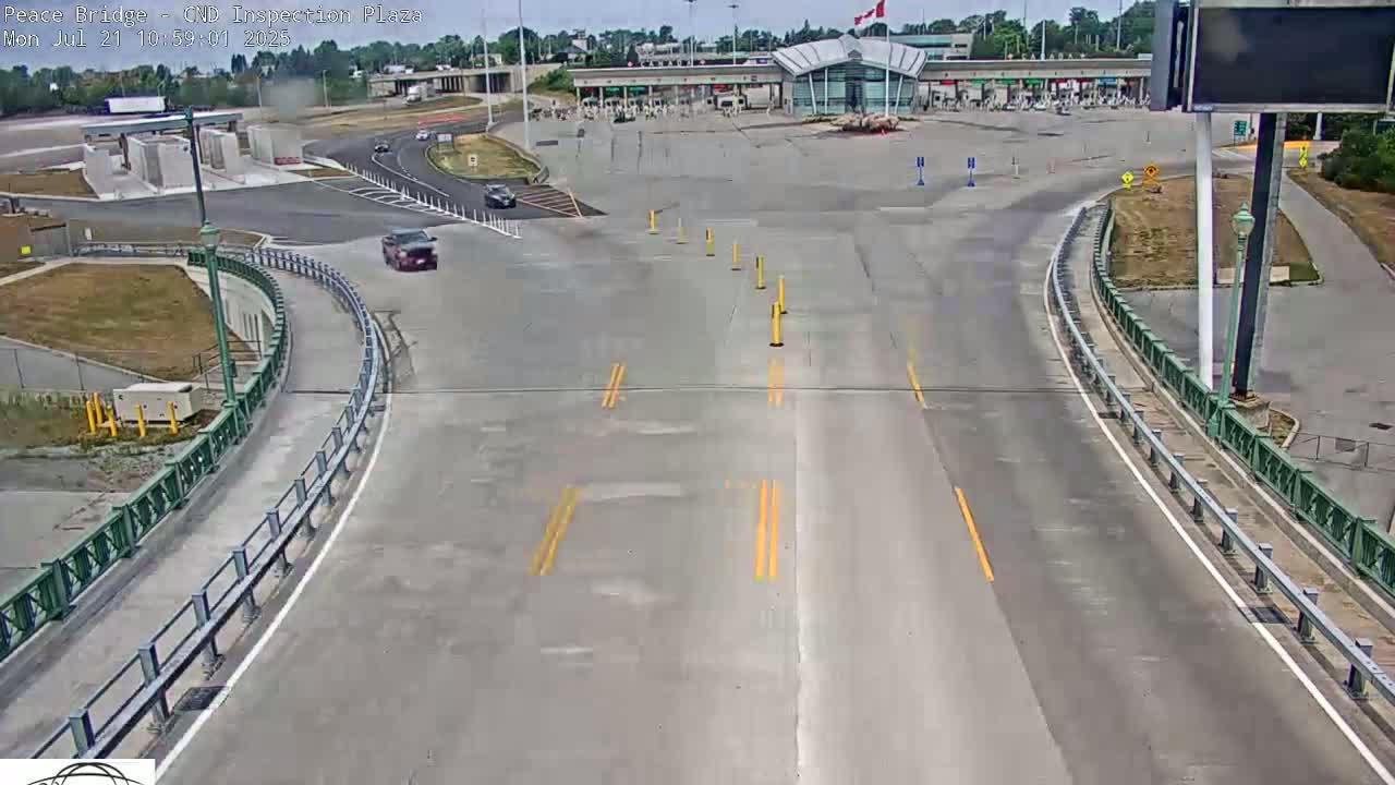Fort Erie, Peace Bridge Canadian Inspection Plaza & Border Crossing Tool Booths Live Cam - Fort Erie, Niagara, Ontario, Canada