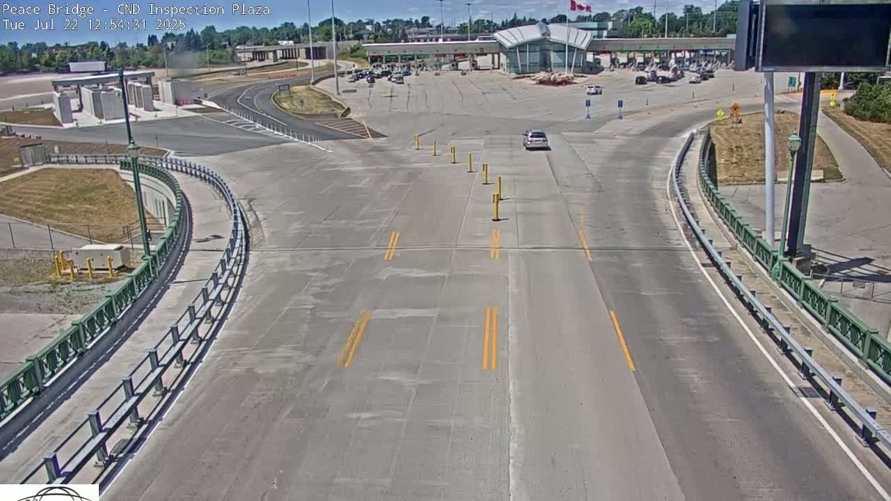 Fort Erie, Peace Bridge Canadian Inspection Plaza & Border Crossing Tool Booths Live Cam - Fort Erie, Niagara, Ontario, Canada