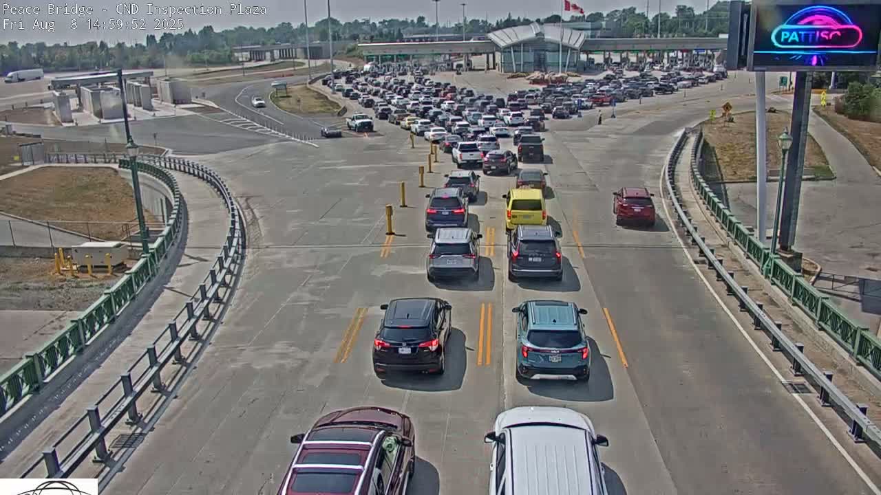 Fort Erie, Peace Bridge Canadian Inspection Plaza & Border Crossing Tool Booths Live Cam - Fort Erie, Niagara, Ontario, Canada